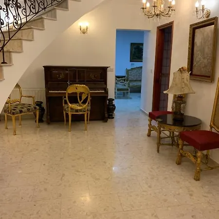 Villa Nine Bedroom With Swimming Pool And Lift Larnaca